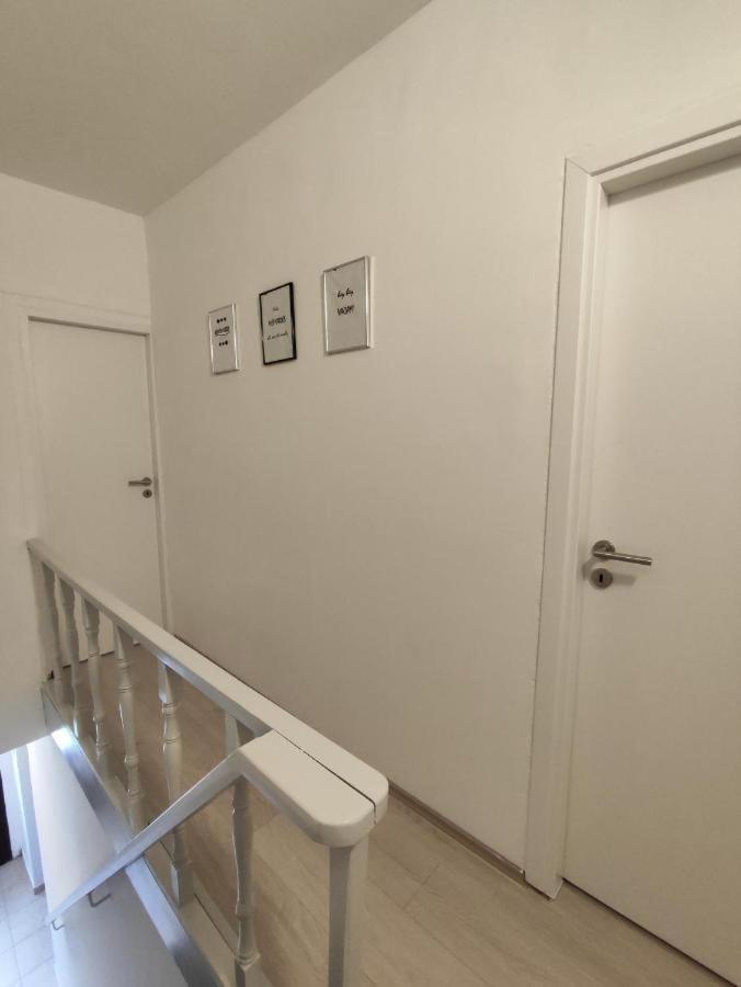 Holiday Home Omišalj Eksteriør bilde