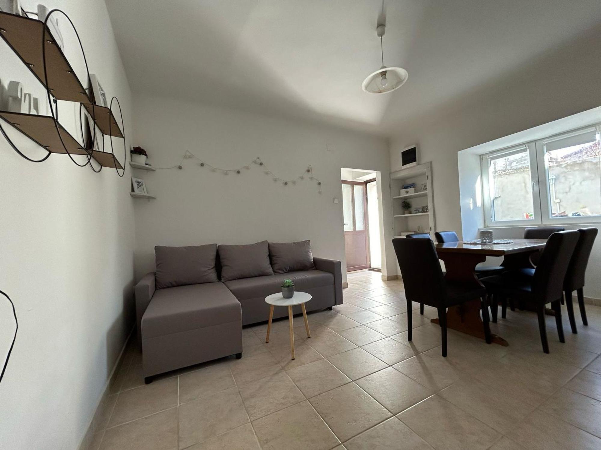 Holiday Home Omišalj Eksteriør bilde
